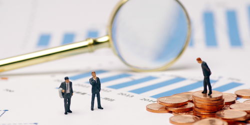 中金基金李亞寅專訪 2024年固收產品收益表現值得期待，穩健與創新并重的投資管理之道